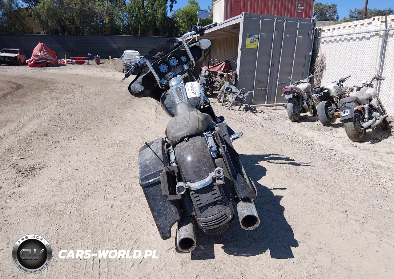 2011 Harley-Davidson Flhx VIN:1HD1KBM34BB663687 - 6