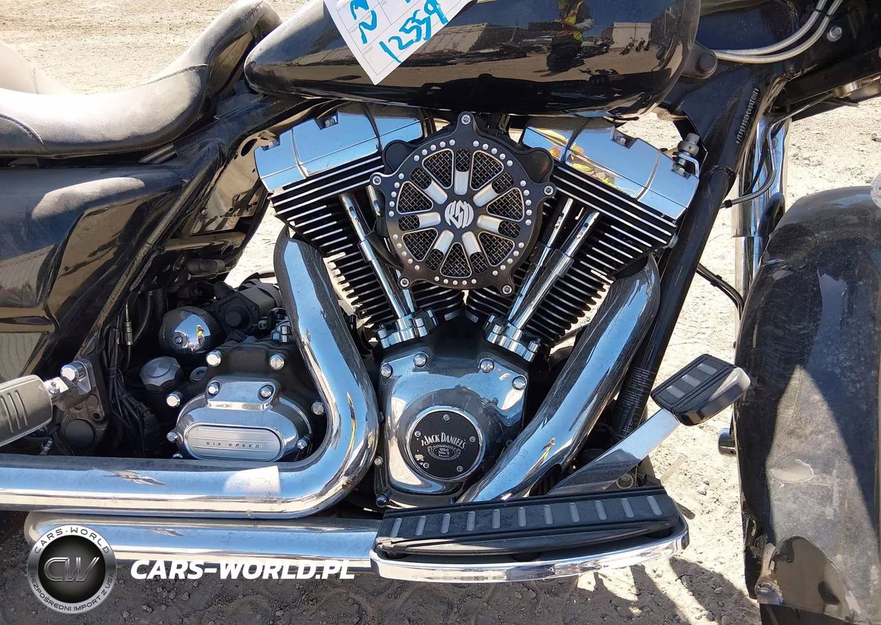 2011 Harley-Davidson Flhx VIN:1HD1KBM34BB663687 - 8