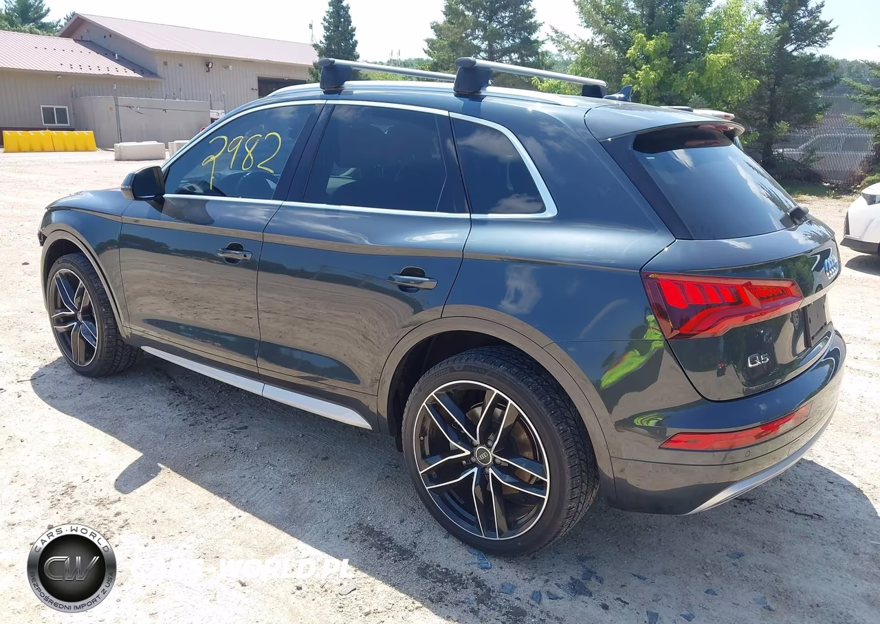 2020 Audi Q5 Premium 45 Tfsi Quattro S Tronic VIN:WA1ANAFY4L2028623 - 3