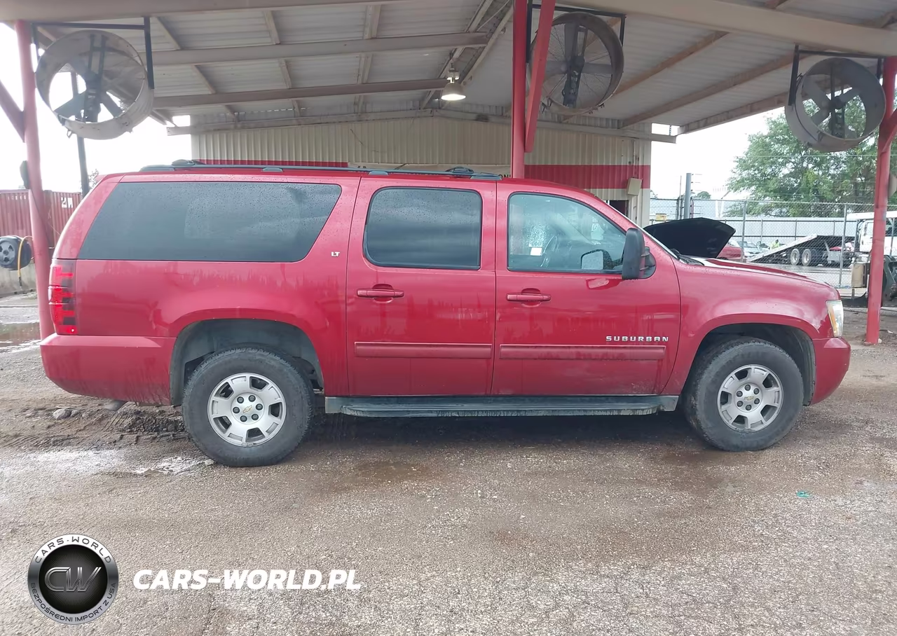 2014 Chevrolet Suburban Lt VIN:1GNSKJE70ER226337 - 13