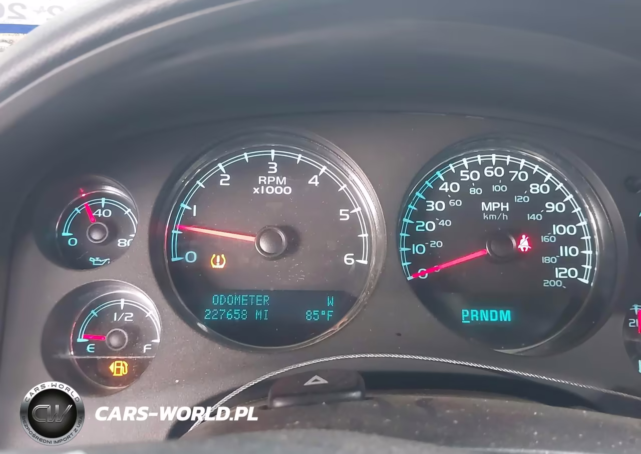 2014 Chevrolet Suburban Lt VIN:1GNSKJE70ER226337 - 15