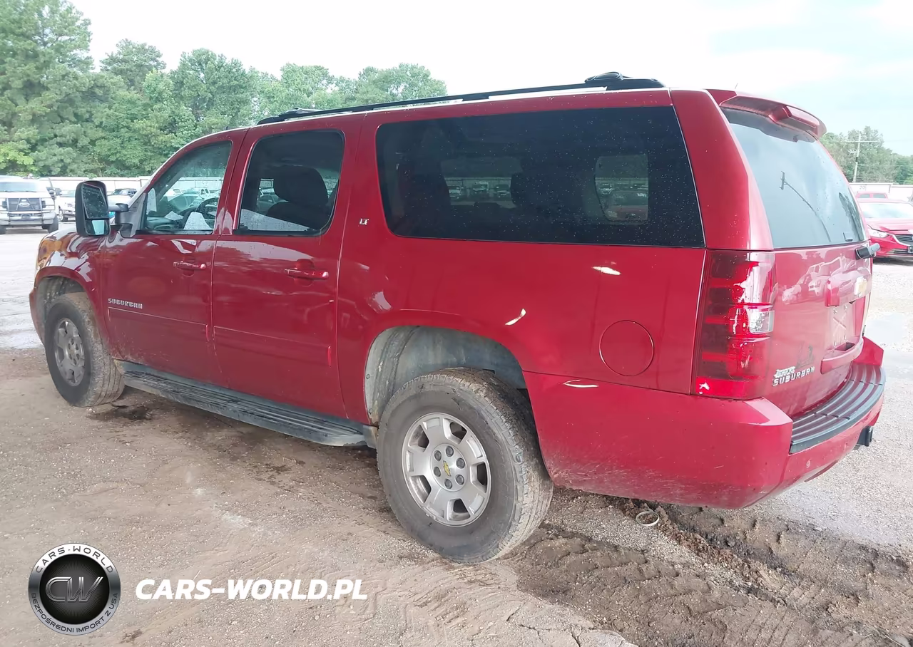 2014 Chevrolet Suburban Lt VIN:1GNSKJE70ER226337 - 3