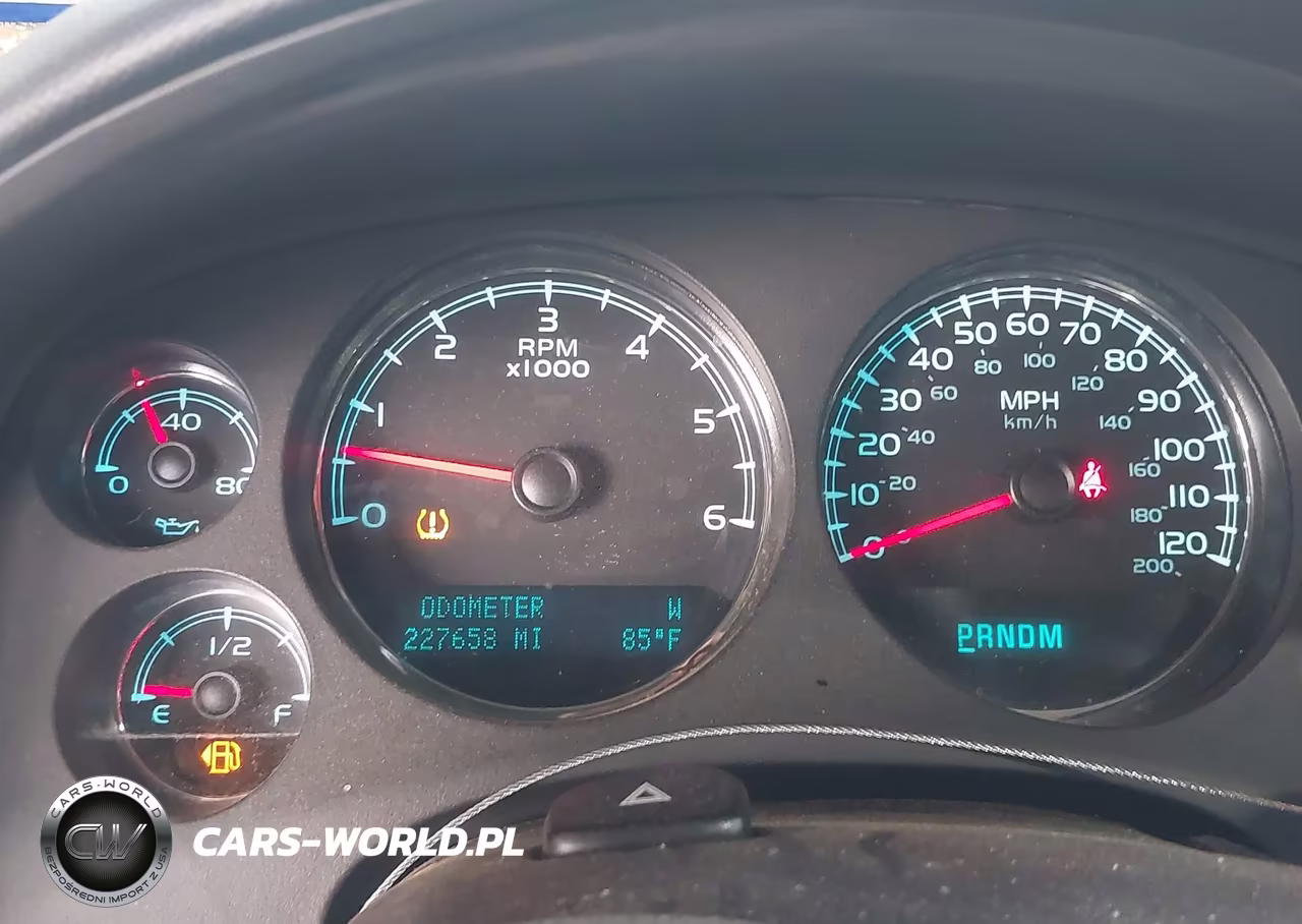 2014 Chevrolet Suburban Lt VIN:1GNSKJE70ER226337 - 7