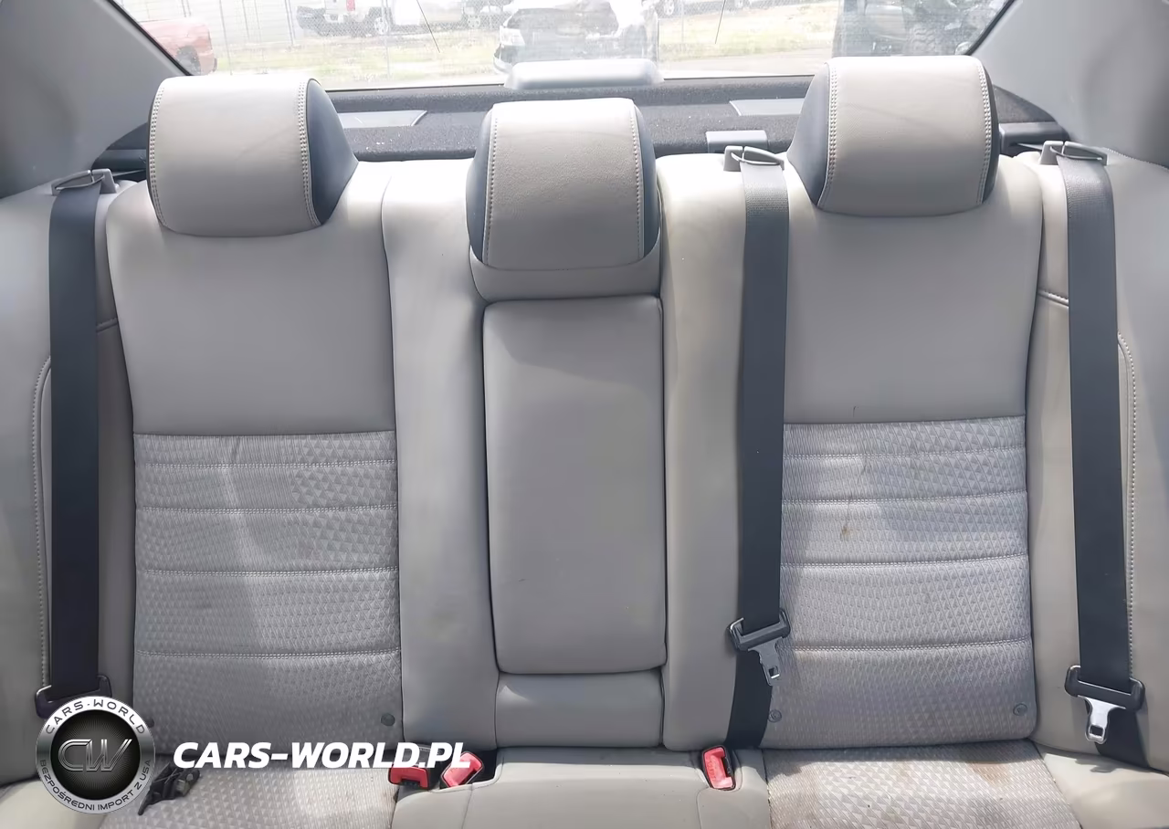 2015 Toyota Camry Se VIN:4T1BF1FK5FU013328 - 18