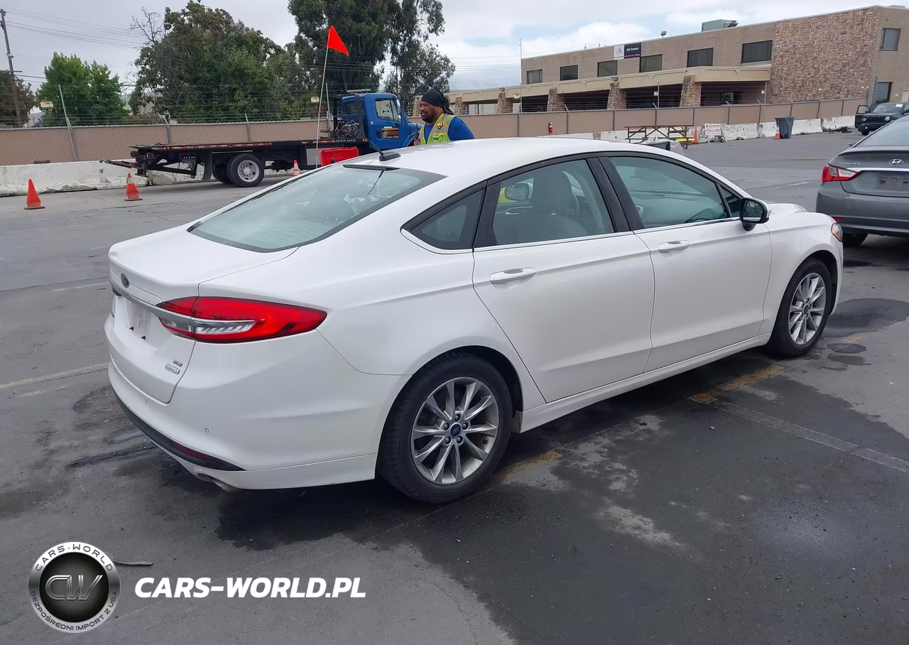 2017 Ford Fusion Se VIN:3FA6P0HD9HR293797 - 4