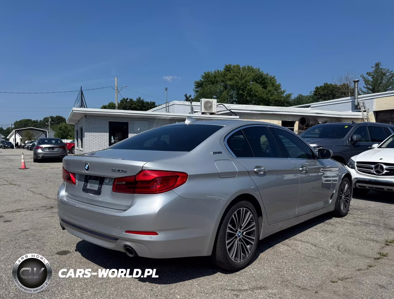 2018 BMW 530Xe VIN:WBAJB1C56JB084145 - 4