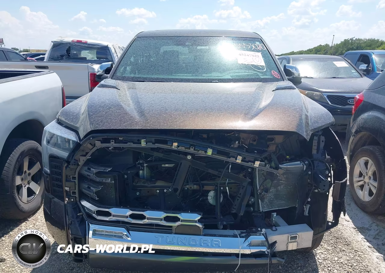 2024 Toyota Tundra Crewmax Platinum VIN:5TFMC5BC2RX001197 - 12