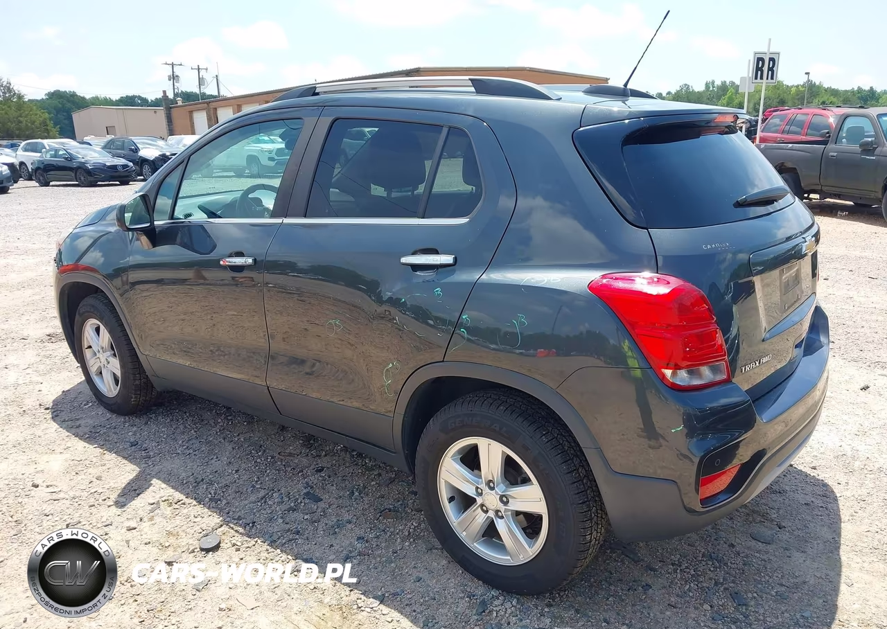 2017 Chevrolet Trax Lt VIN:3GNCJPSB3HL195552 - 3
