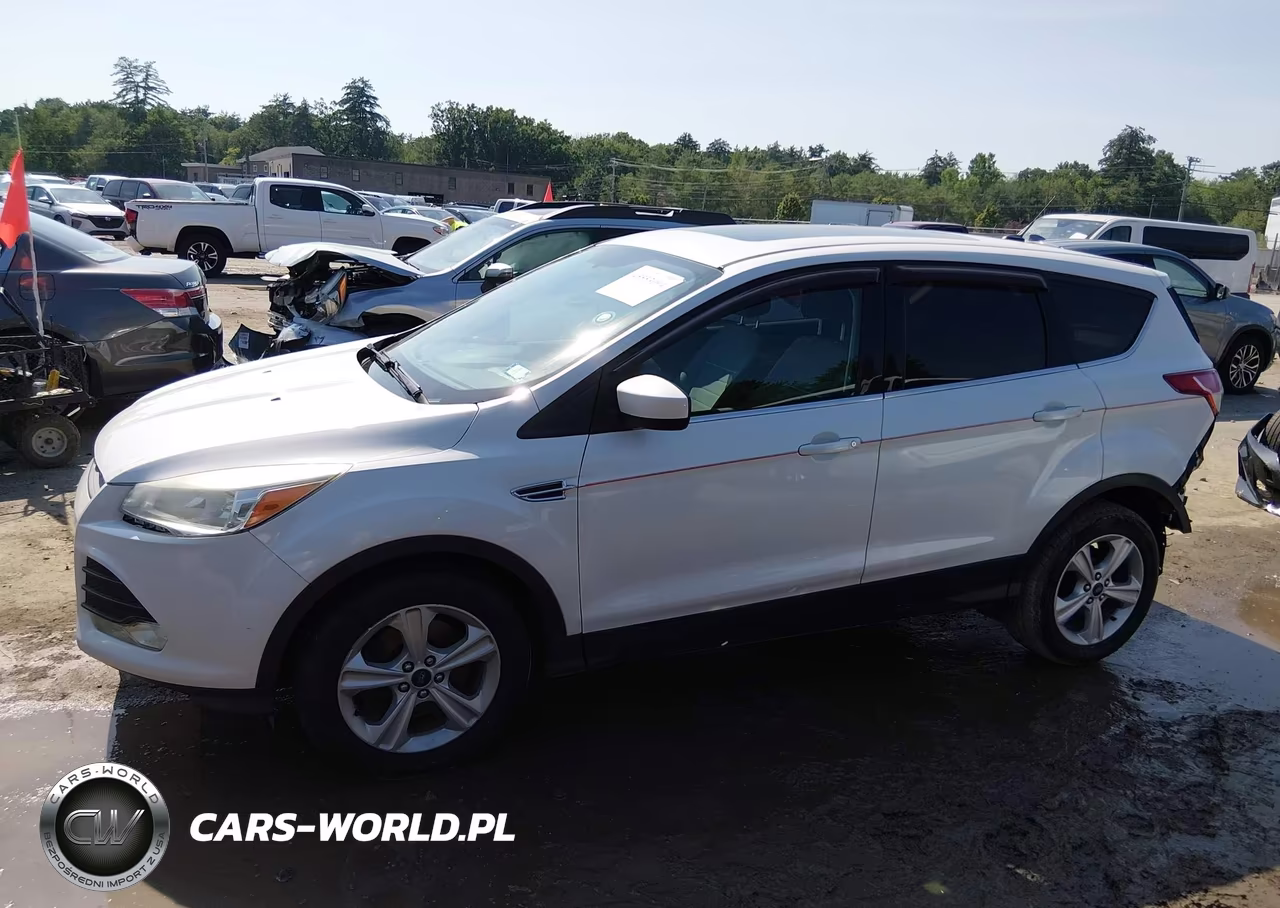 2015 Ford Escape Se VIN:1FMCU9GX2FUA96963 - 14