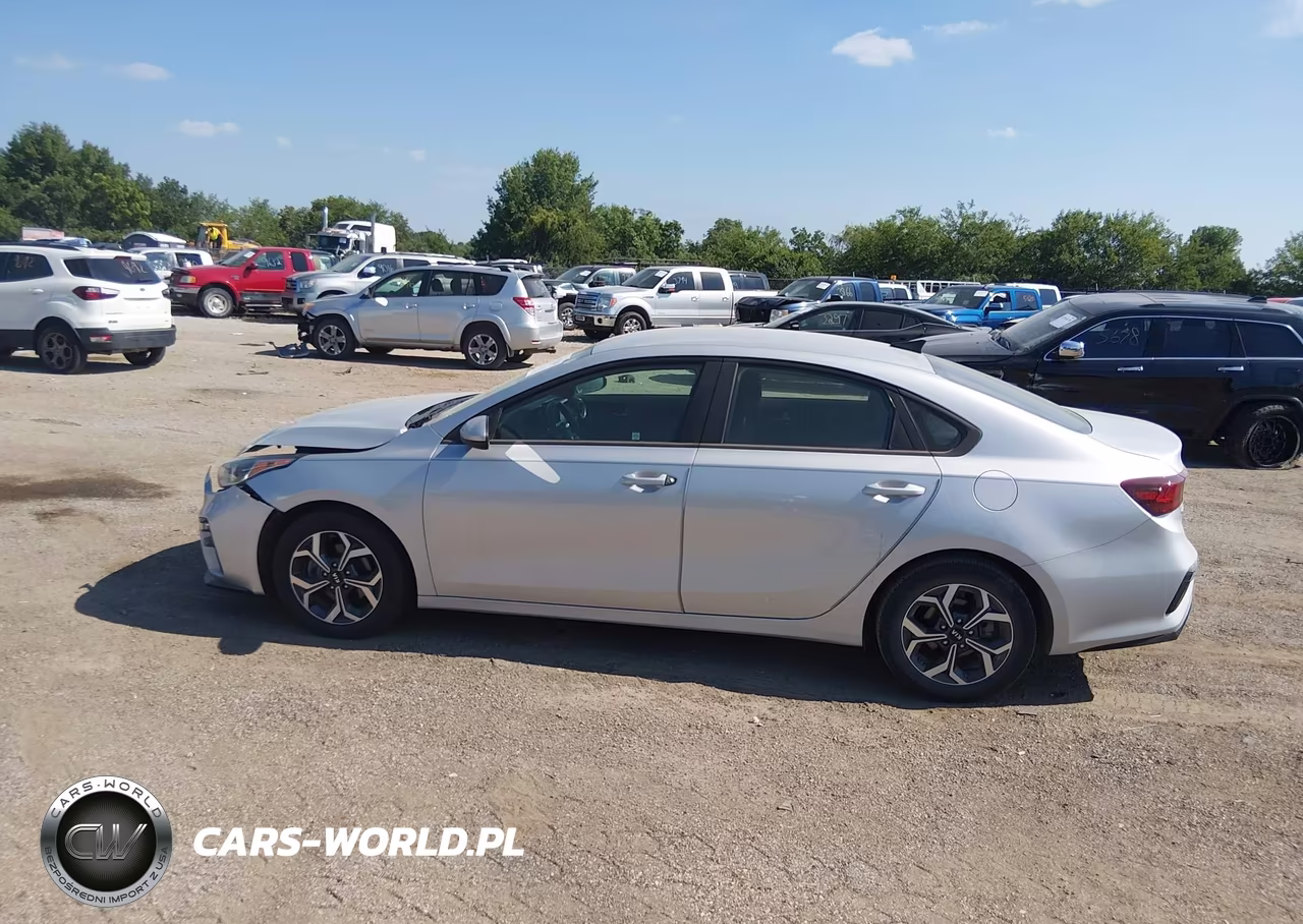 2019 Kia Forte Lxs VIN:3KPF24AD4KE137210 - 14