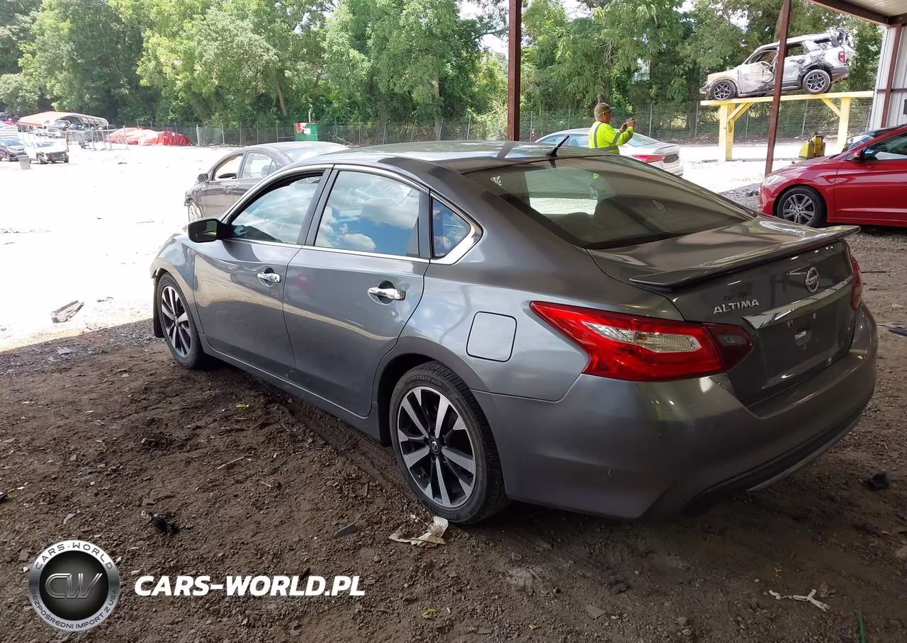 2018 Nissan Altima 2.5 Sr VIN:1N4AL3AP4JC110452 - 3