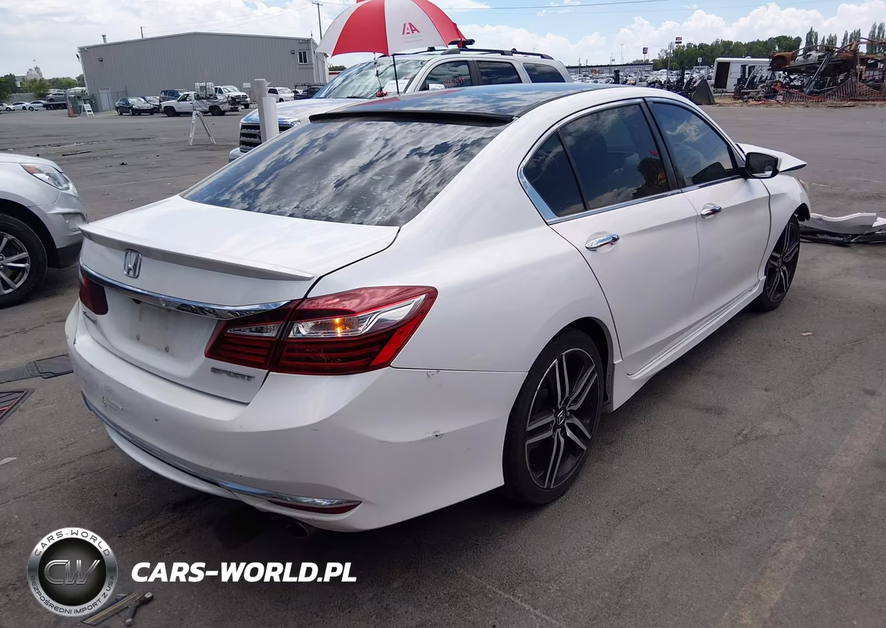 2016 Honda Accord Sport VIN:1HGCR2F5XGA050847 - 4