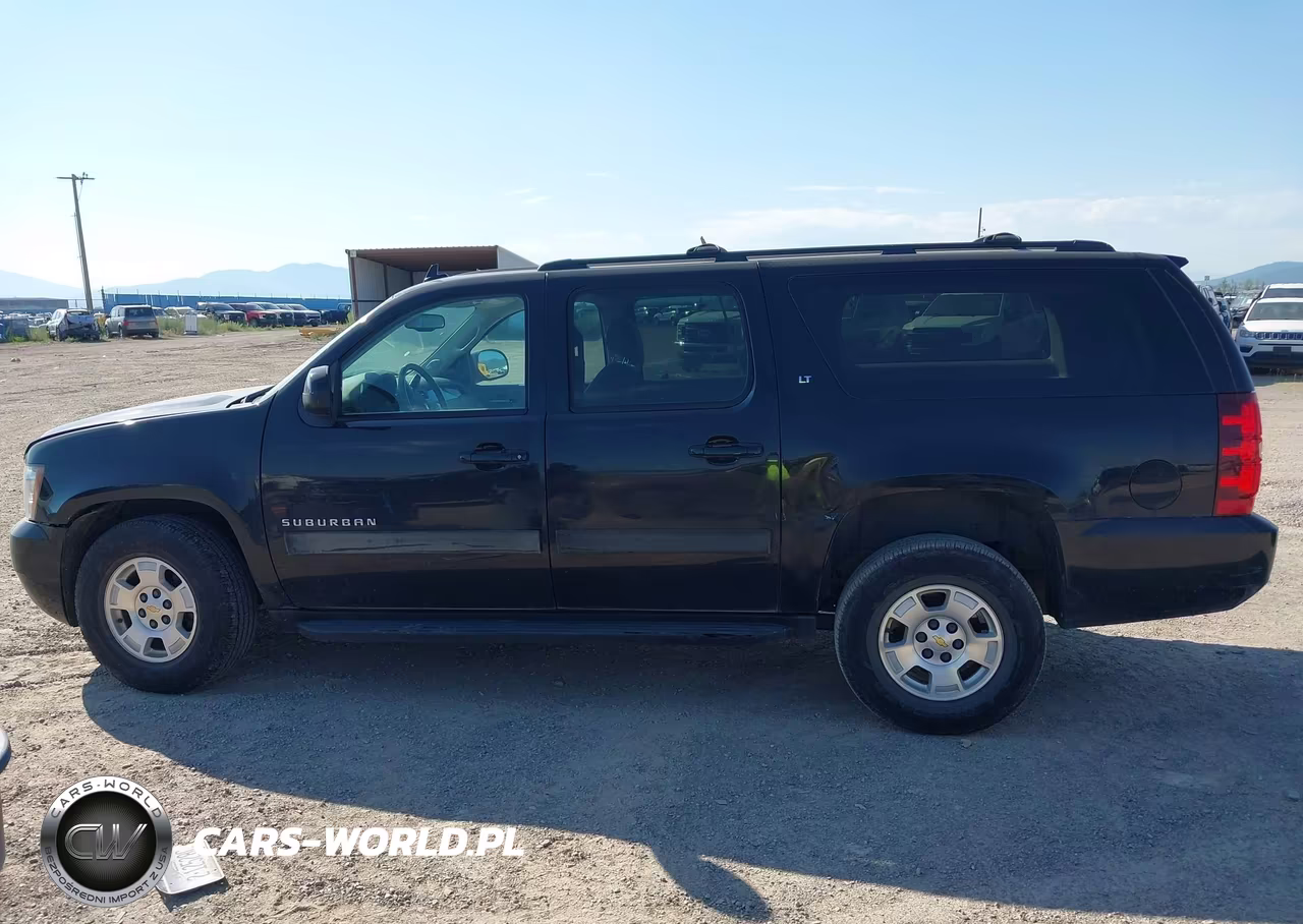 2011 Chevrolet Suburban Lt VIN:1GNSKJE34BR362575 - 14