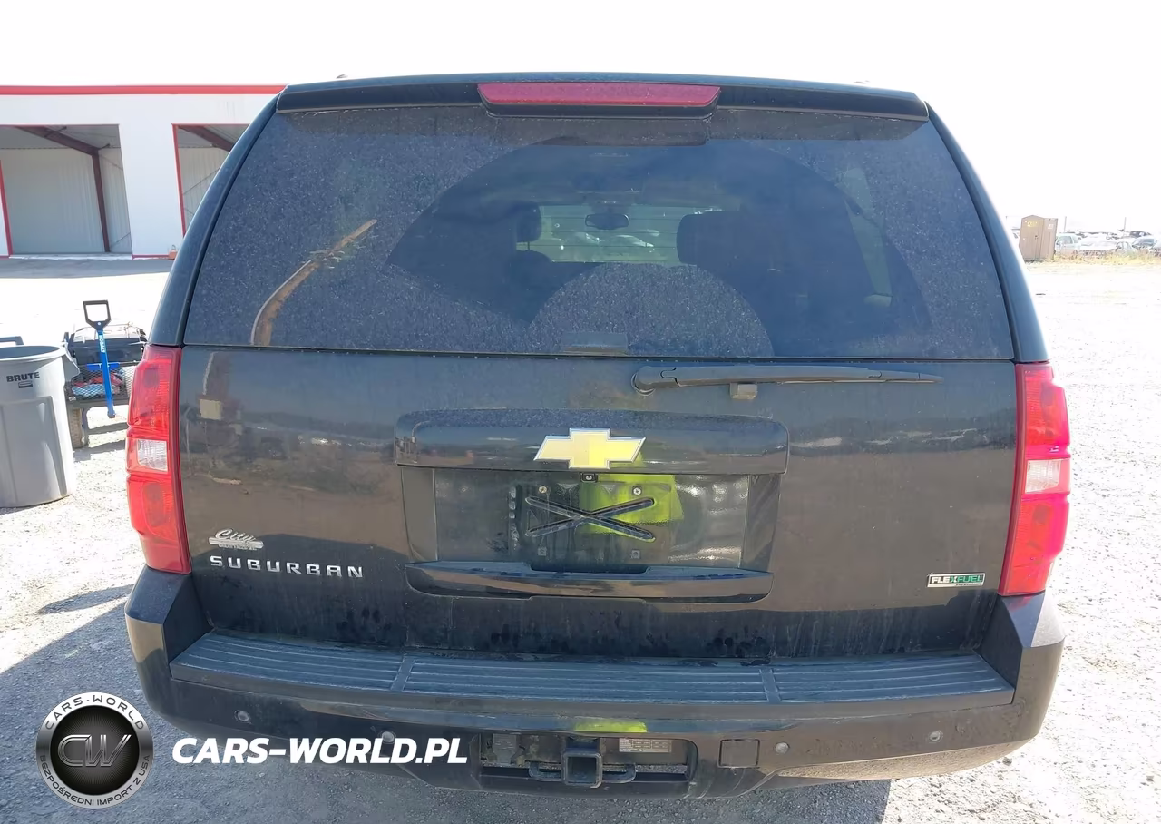 2011 Chevrolet Suburban Lt VIN:1GNSKJE34BR362575 - 16