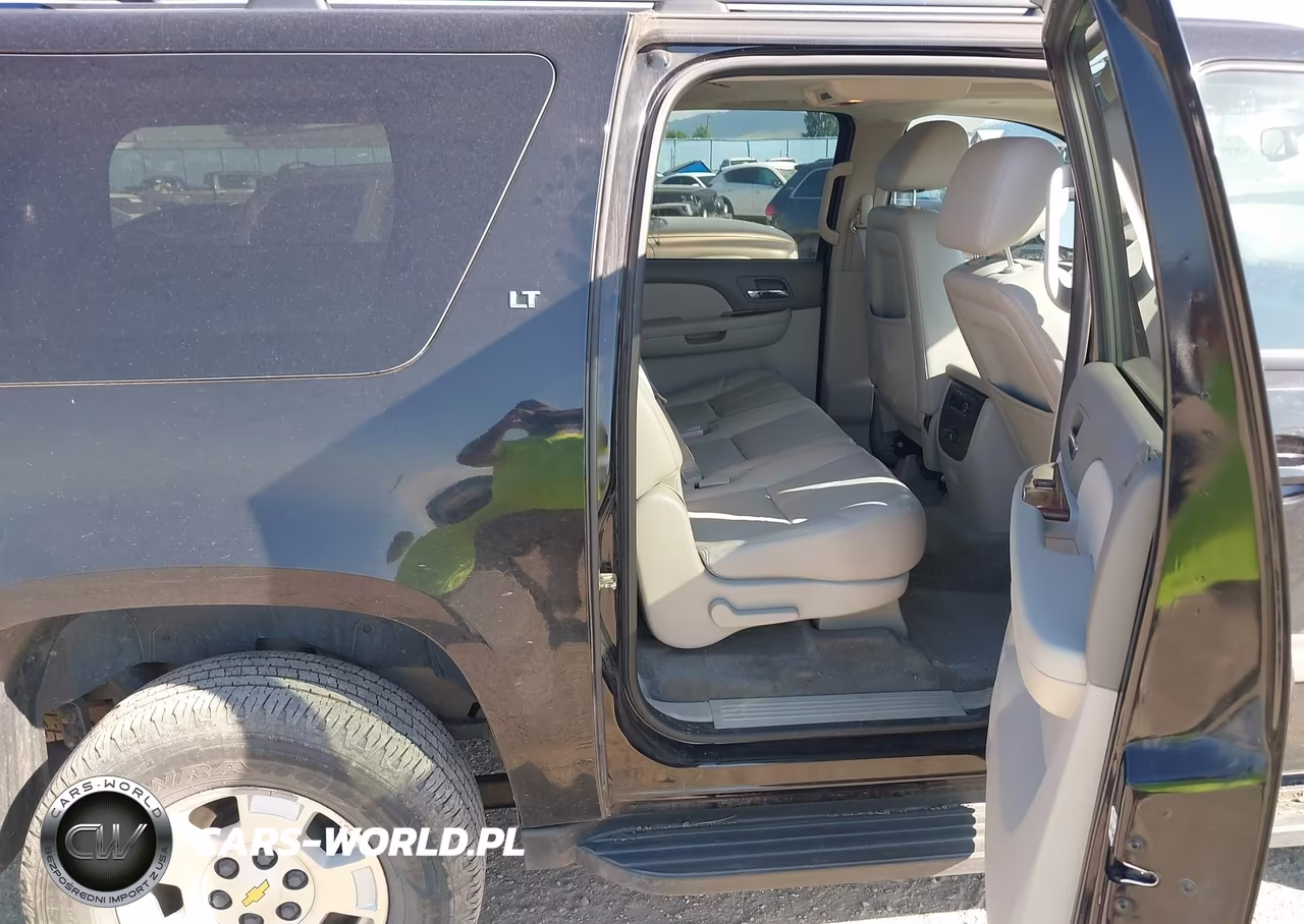 2011 Chevrolet Suburban Lt VIN:1GNSKJE34BR362575 - 8