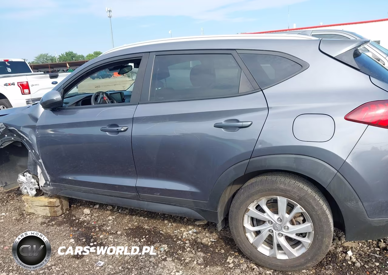 2019 Hyundai Tucson Value VIN:KM8J3CA48KU896439 - 15
