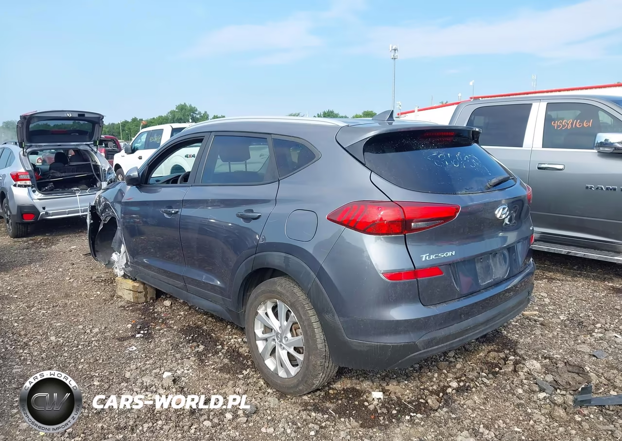 2019 Hyundai Tucson Value VIN:KM8J3CA48KU896439 - 3
