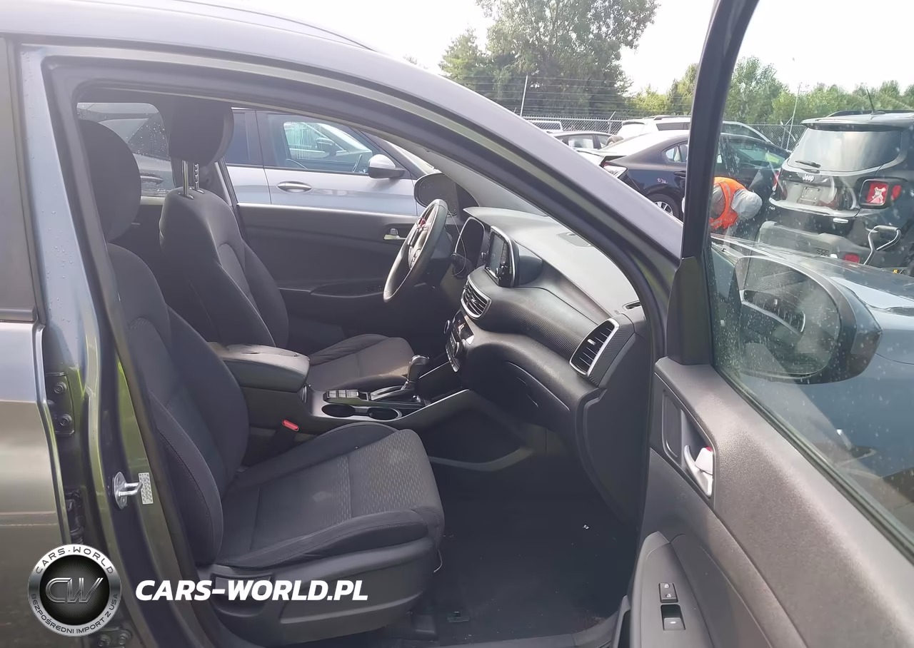 2019 Hyundai Tucson Value VIN:KM8J3CA48KU896439 - 5