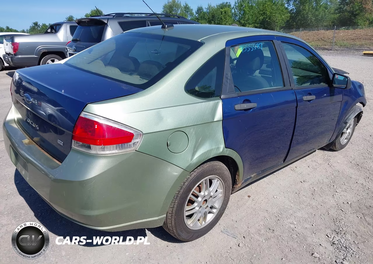 2008 Ford Focus Se-Ses VIN:1FAHP35N38W284453 - 4