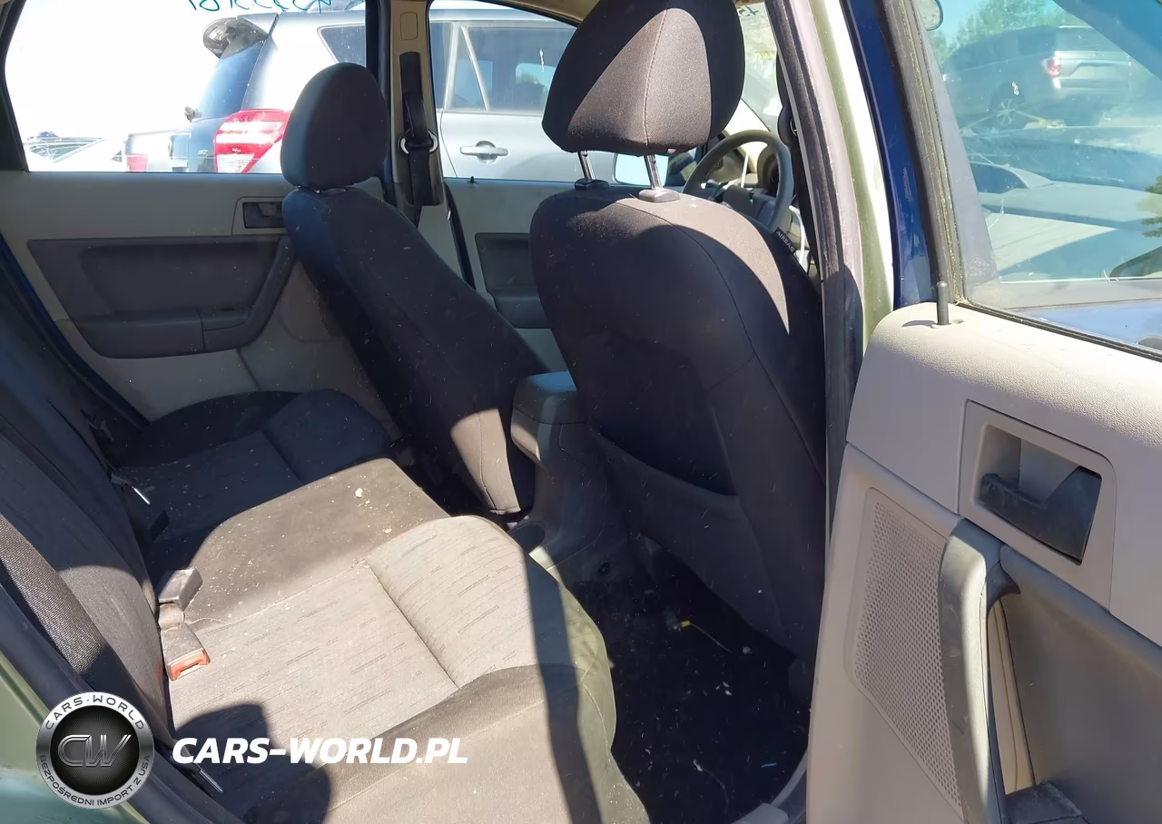 2008 Ford Focus Se-Ses VIN:1FAHP35N38W284453 - 8