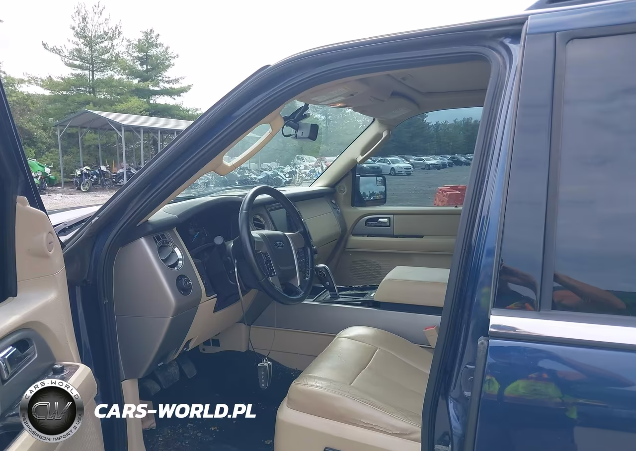 2015 Ford Expedition Limited VIN:1FMJU2ATXFEF21294 - 5
