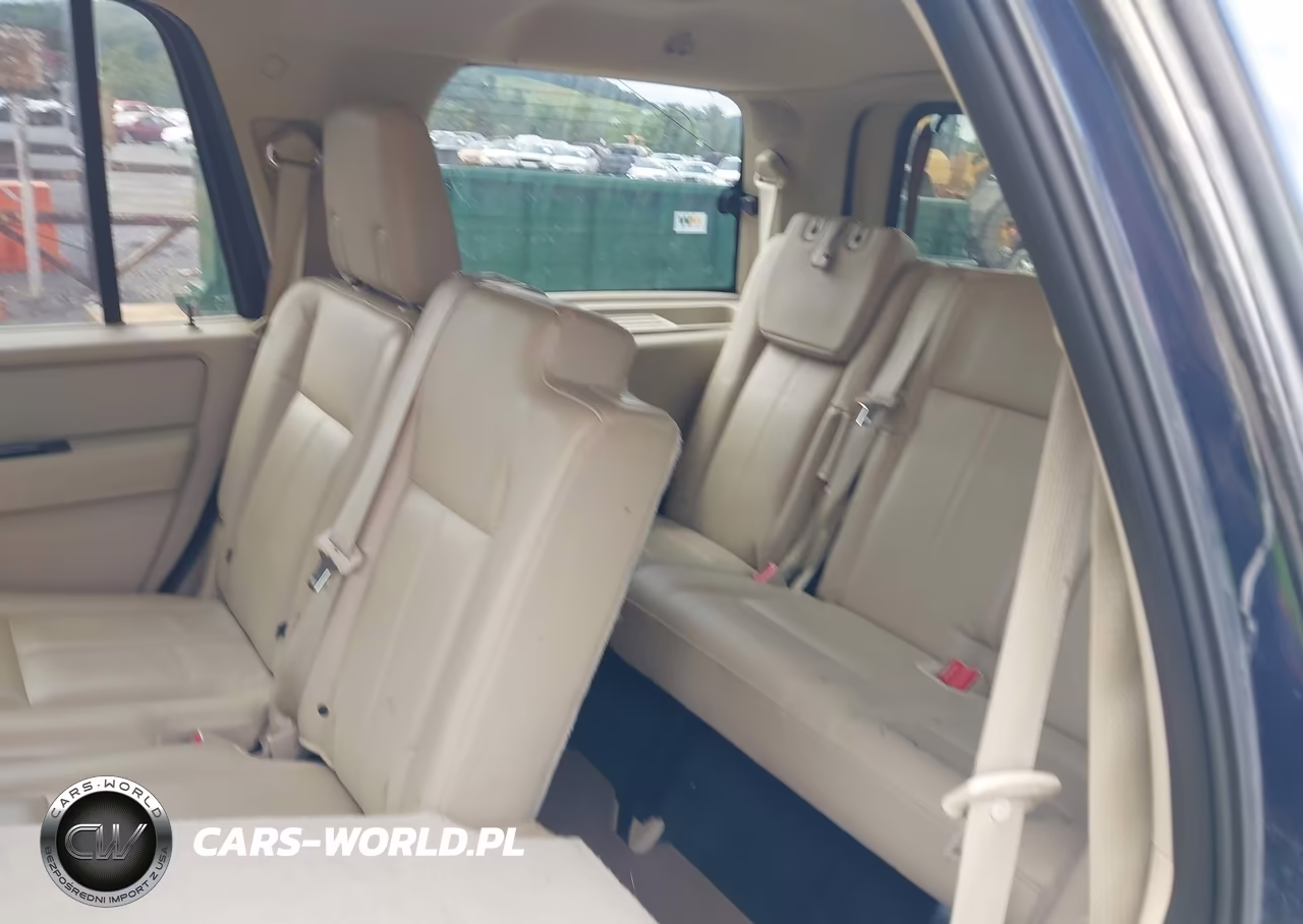 2015 Ford Expedition Limited VIN:1FMJU2ATXFEF21294 - 8