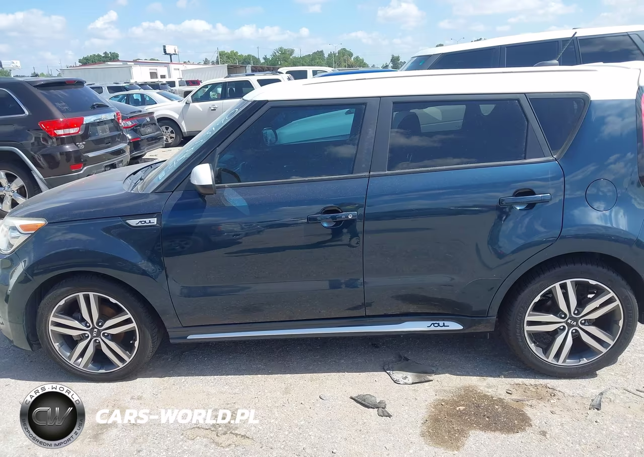 2018 Kia Soul + VIN:KNDJP3A50J7601655 - 14