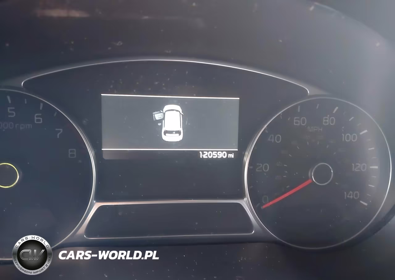 2018 Kia Soul + VIN:KNDJP3A50J7601655 - 7