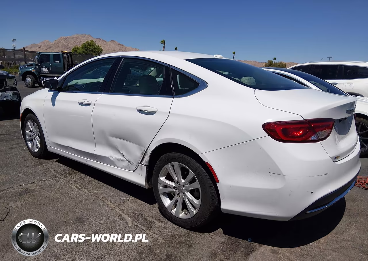 2016 Chrysler 200 Limited VIN:1C3CCCABXGN160152 - 3