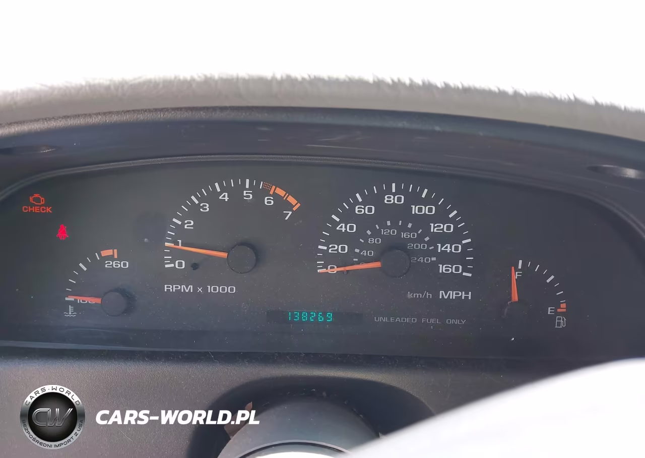 1996 Chevrolet Caprice - Impala Classic Ss VIN:1G1BL52P7TR107014 - 7
