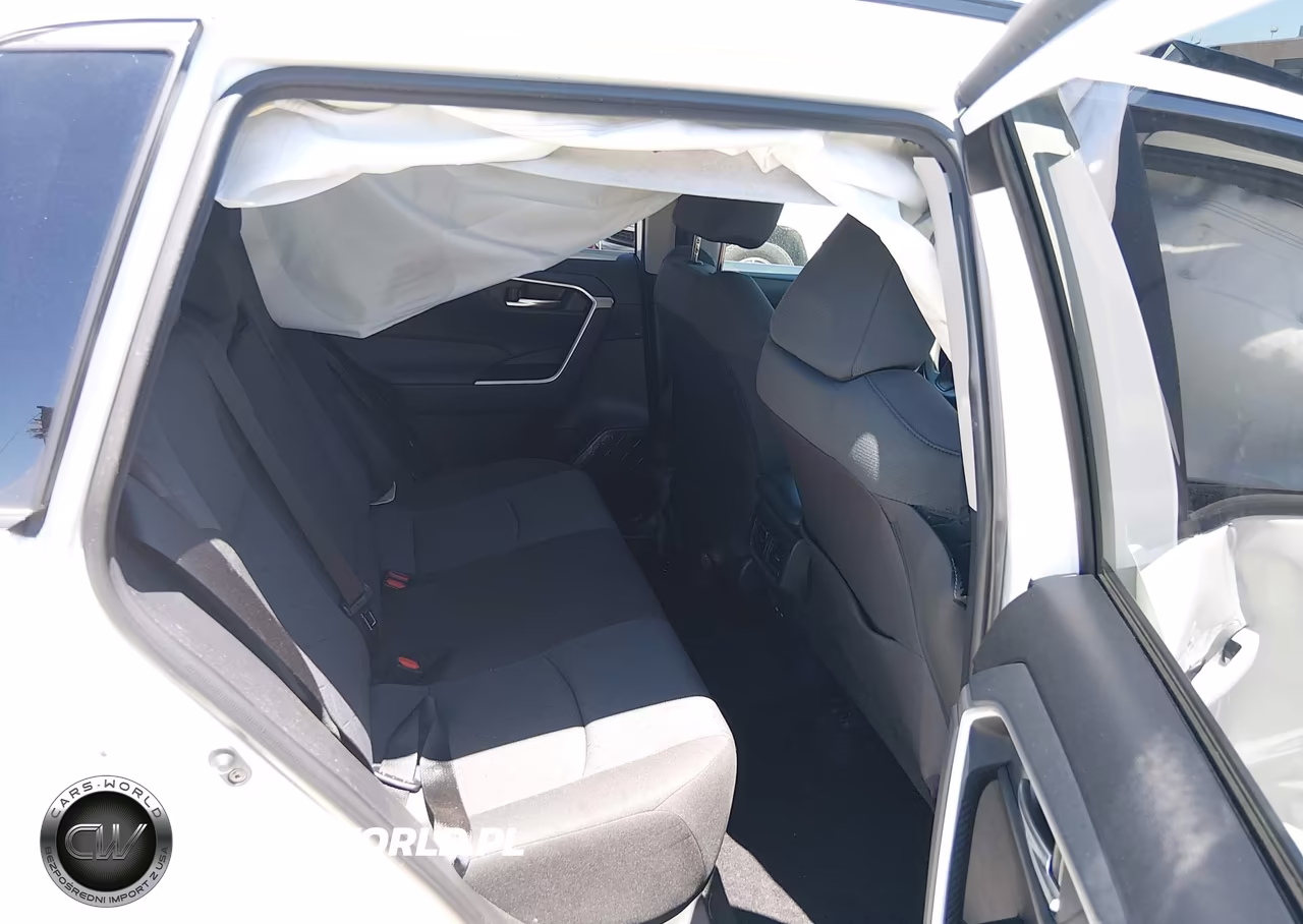 2025 Toyota Rav4 Xle VIN:2T3P1RFV4SC535593 - 8