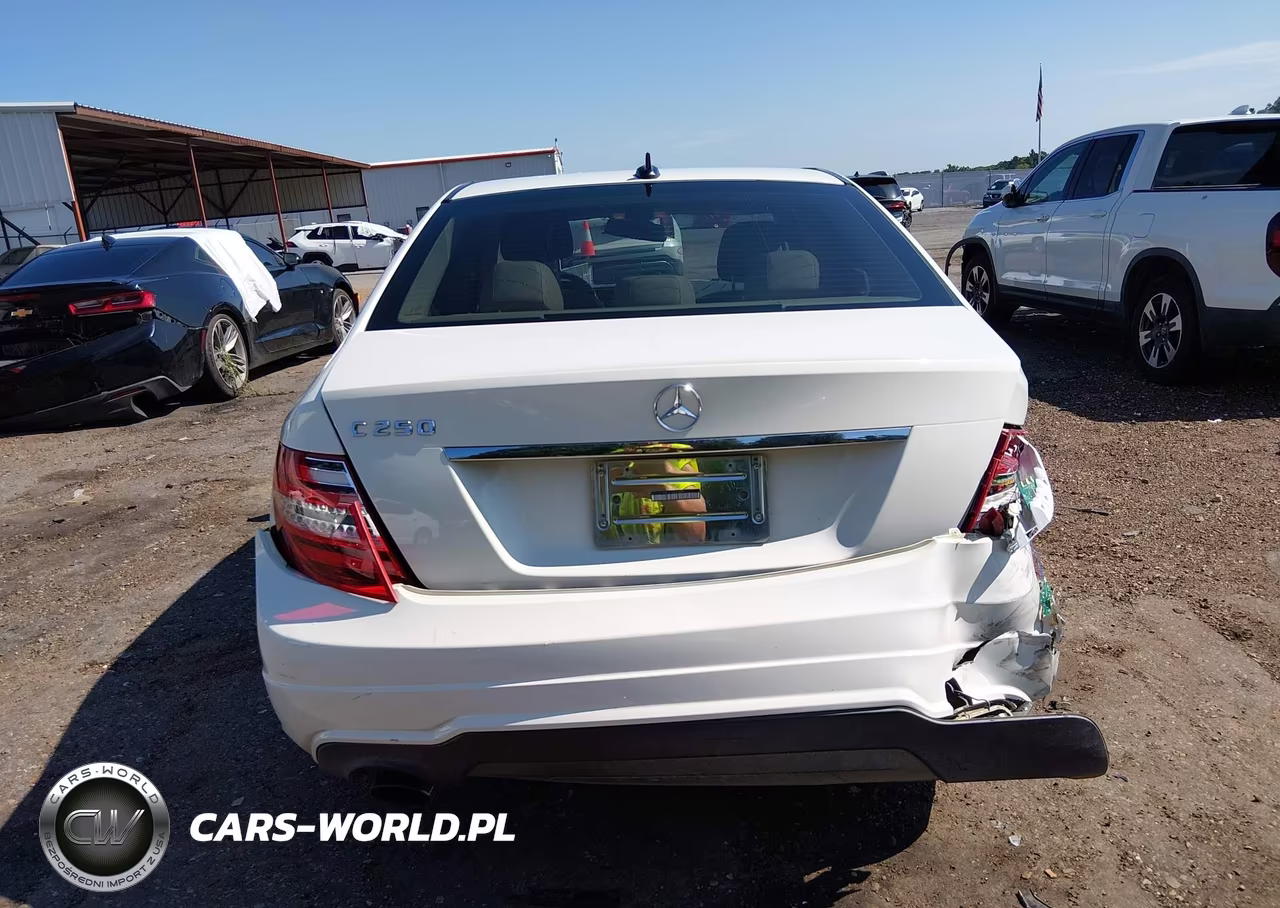 2012 Mercedes-Benz C 250 Luxury-Sport VIN:WDDGF4HB2CA626499 - 16