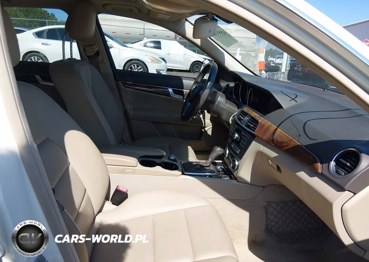 2012 Mercedes-Benz C 250 Luxury-Sport VIN:WDDGF4HB2CA626499 - 5