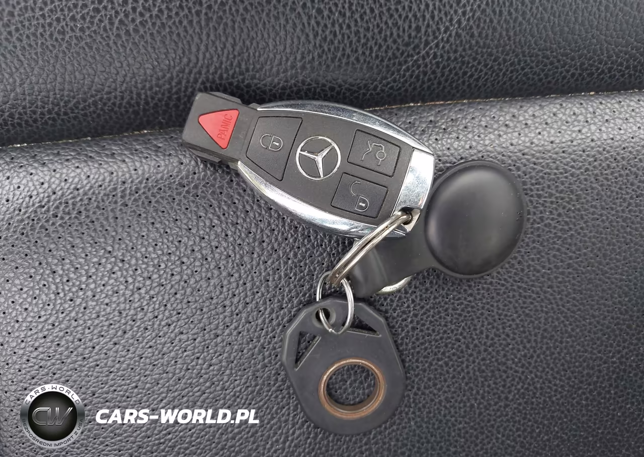 2013 Mercedes-Benz E 350 4Matic VIN:WDDHF8JB4DA687165 - 11
