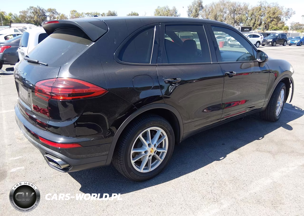 2016 Porsche Cayenne VIN:WP1AA2A21GKA10868 - 4