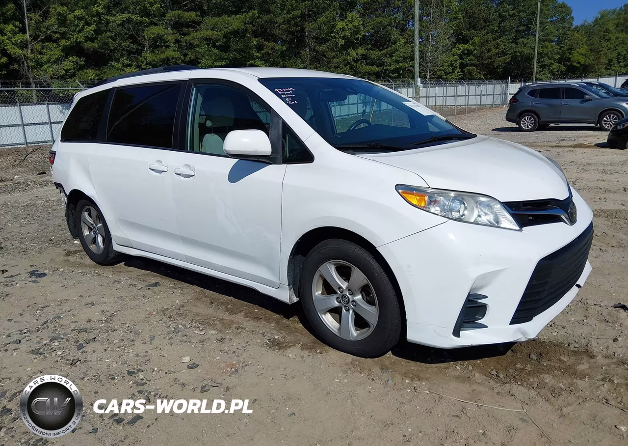 2020 Toyota Sienna Le