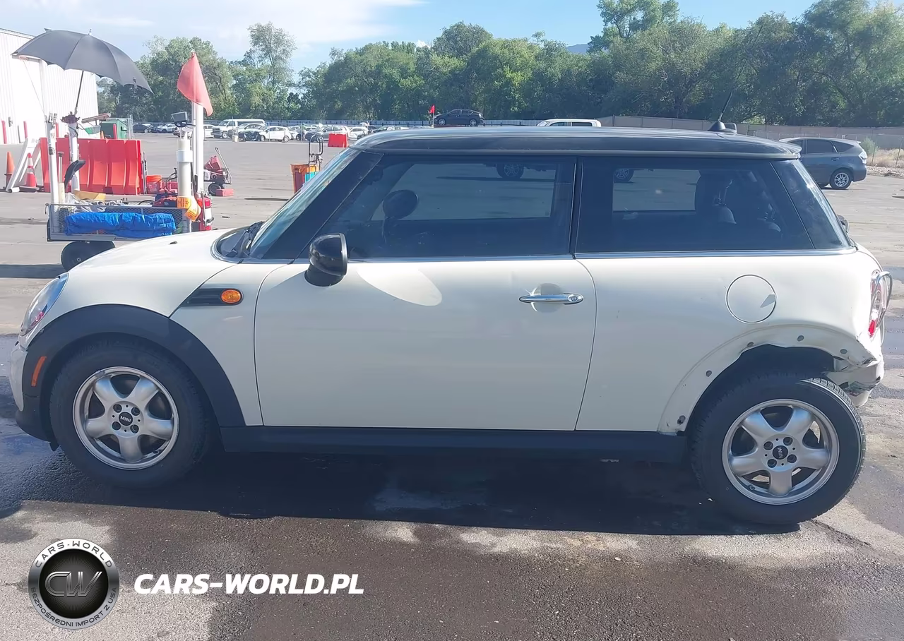 2011 Mini Cooper VIN:WMWSU3C52BT253597 - 14
