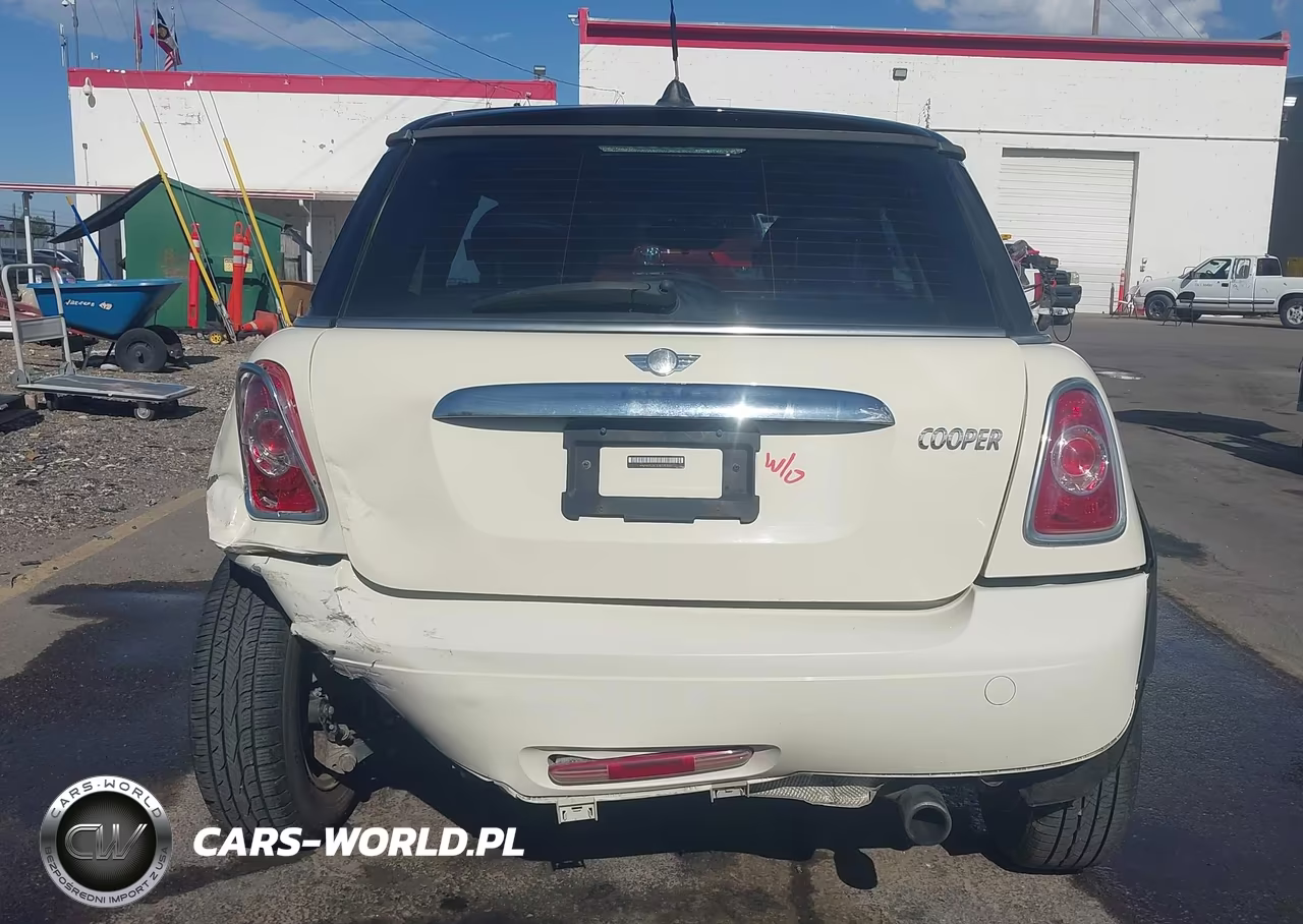2011 Mini Cooper VIN:WMWSU3C52BT253597 - 16