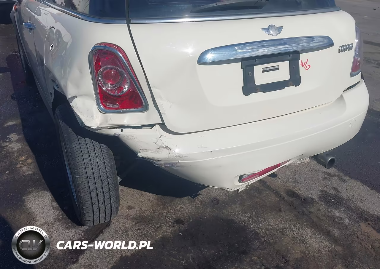 2011 Mini Cooper VIN:WMWSU3C52BT253597 - 6