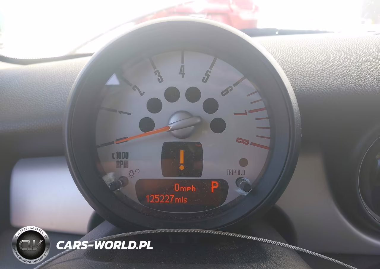 2011 Mini Cooper VIN:WMWSU3C52BT253597 - 7