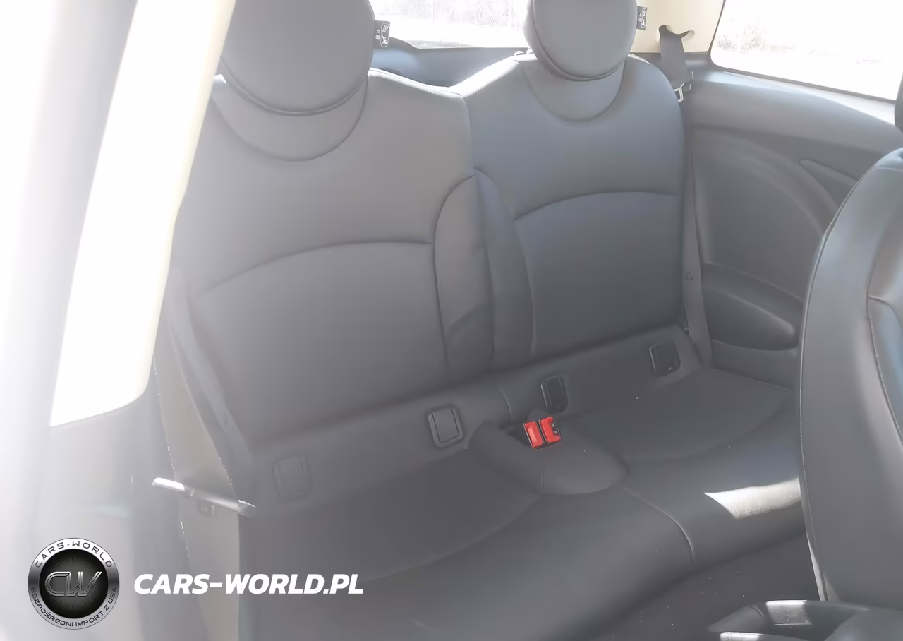 2011 Mini Cooper VIN:WMWSU3C52BT253597 - 8