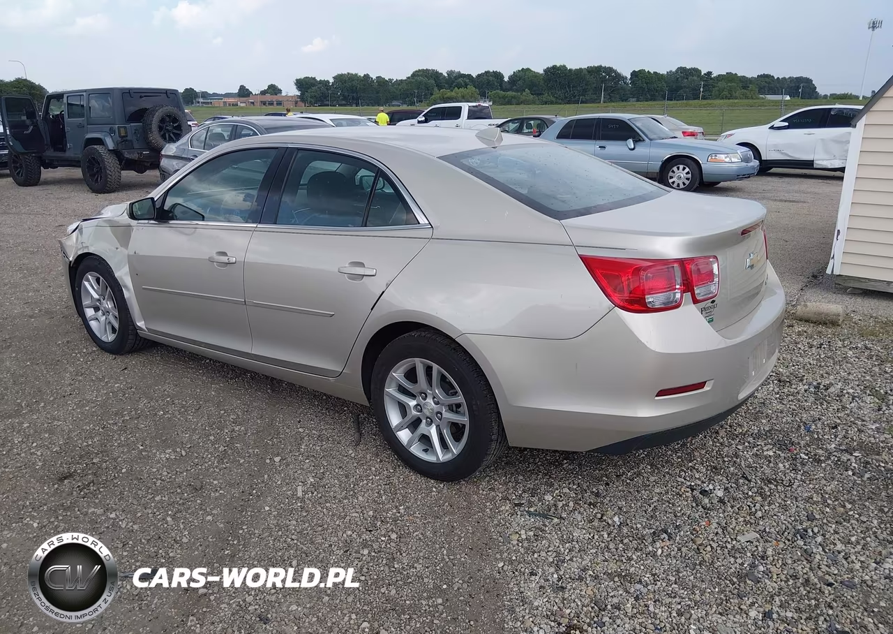 2014 Chevrolet Malibu 1Lt VIN:1G11C5SL5EF234633 - 3