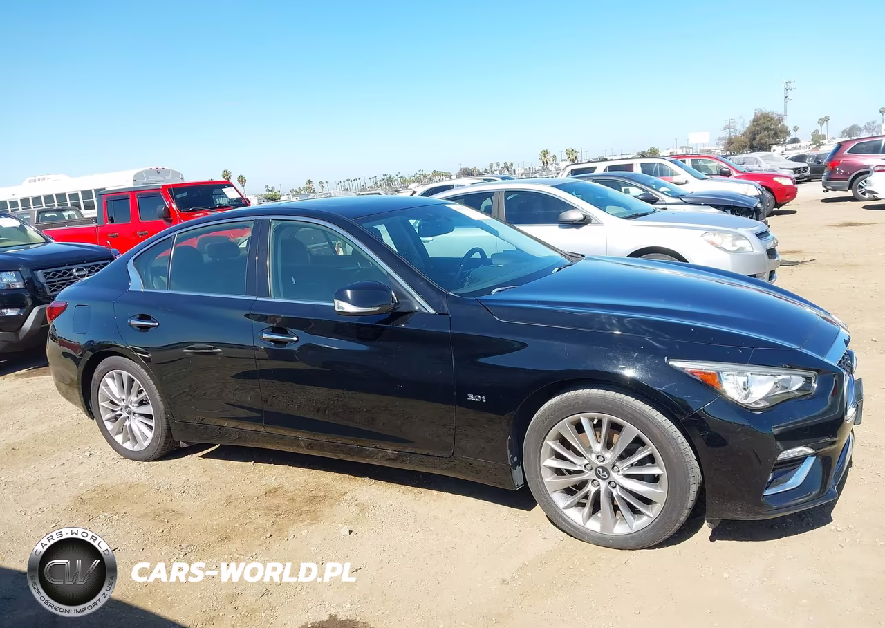 2018 Infiniti Q50 3.0T Luxe VIN:JN1EV7AP6JM355909 - 13