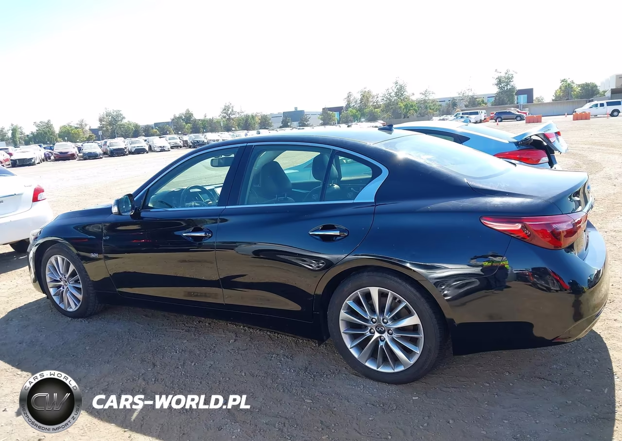 2018 Infiniti Q50 3.0T Luxe VIN:JN1EV7AP6JM355909 - 14
