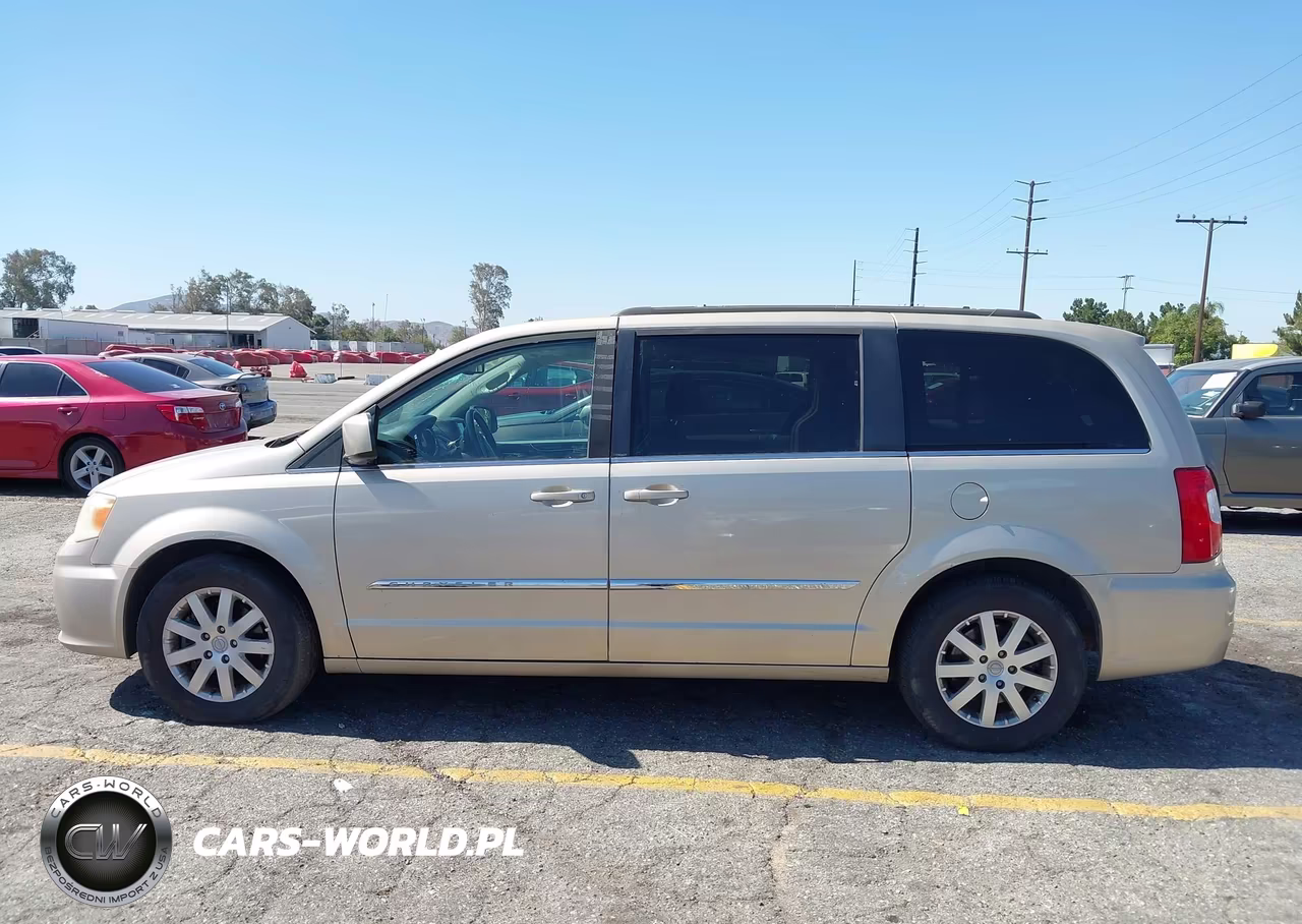 2014 Chrysler Town & Country Touring VIN:2C4RC1BG8ER325278 - 14