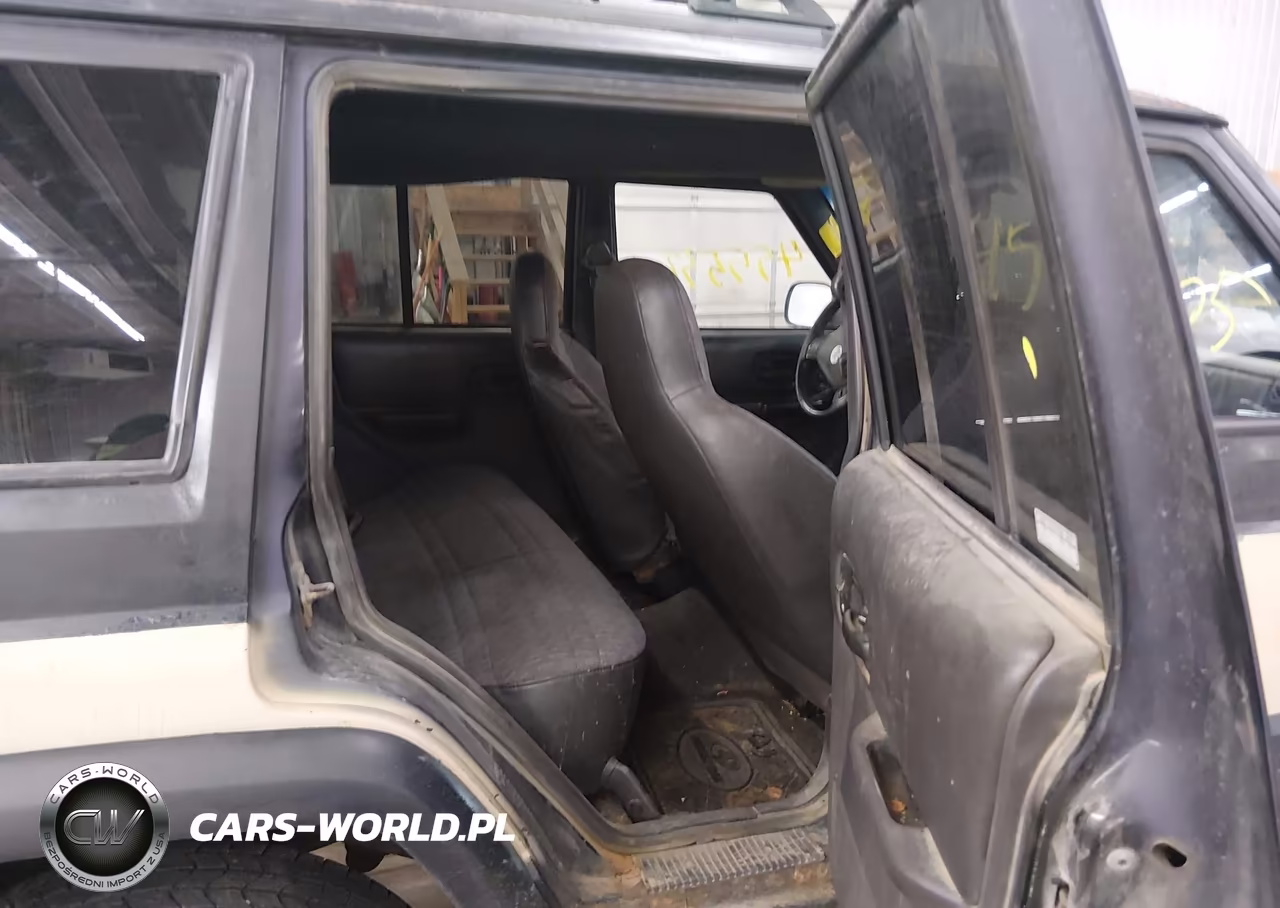 1999 Jeep Cherokee Classic-Sport VIN:1J4FF68S9XL578859 - 8