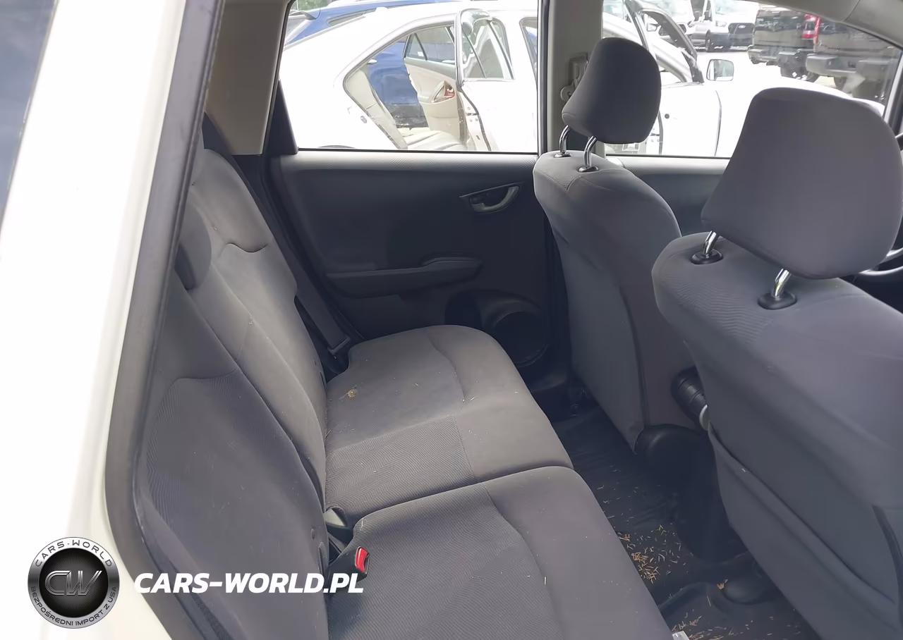 2012 Honda Fit VIN:JHMGE8H33CS006332 - 8