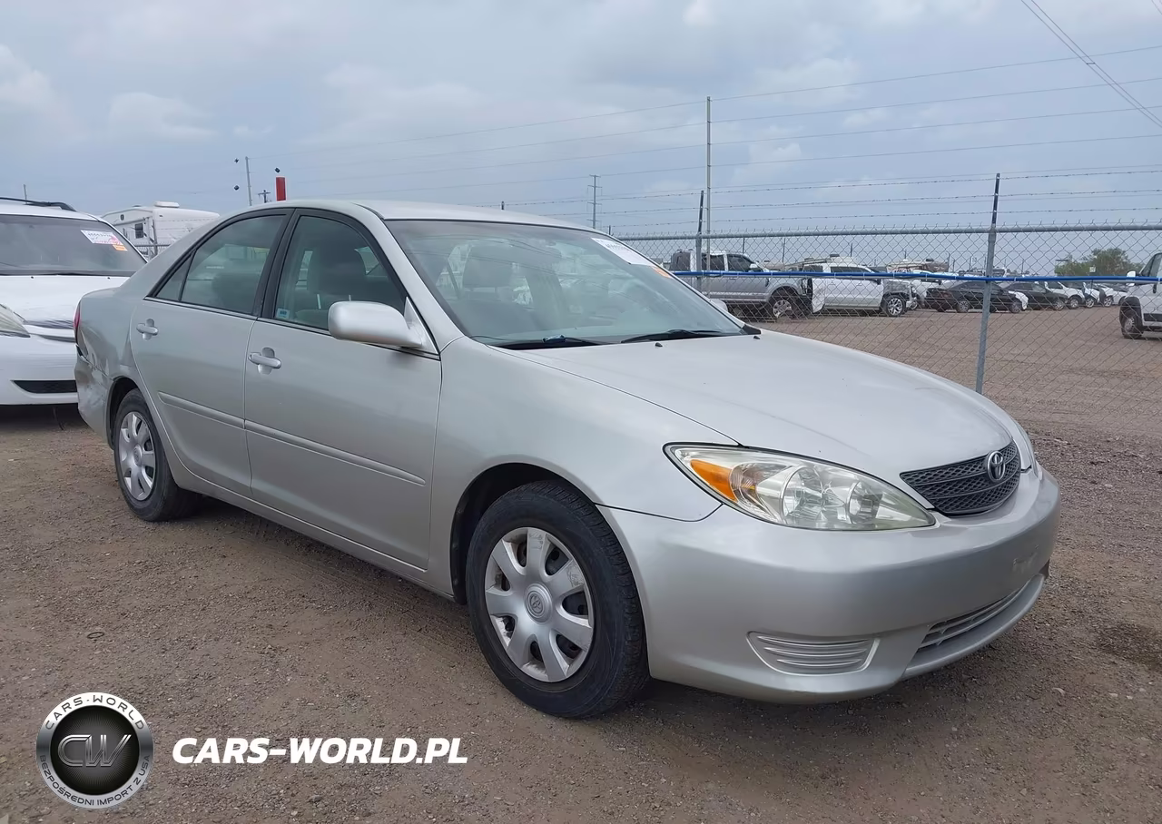 2004 Toyota Camry Le