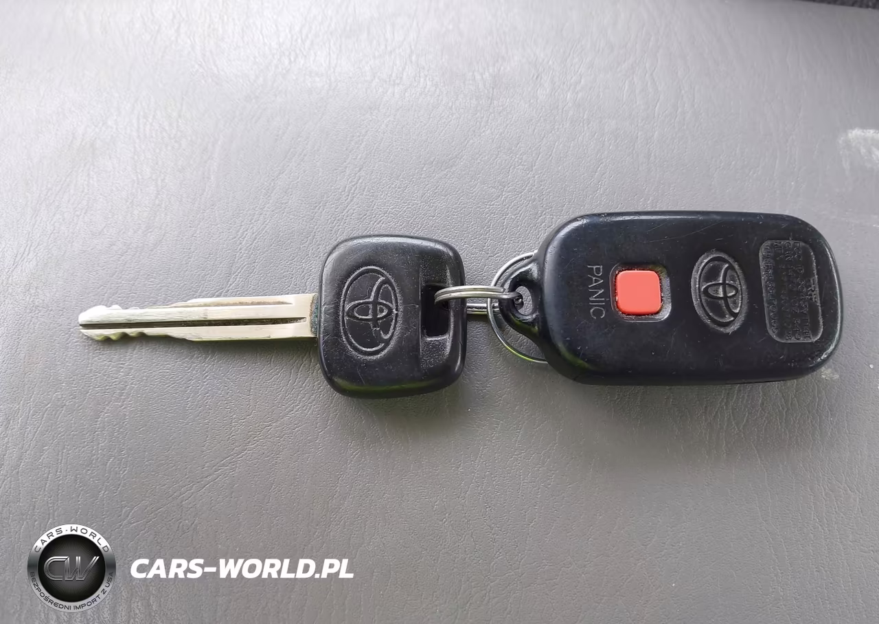 2004 Toyota Camry Le VIN:4T1BE32KX4U930671 - 11