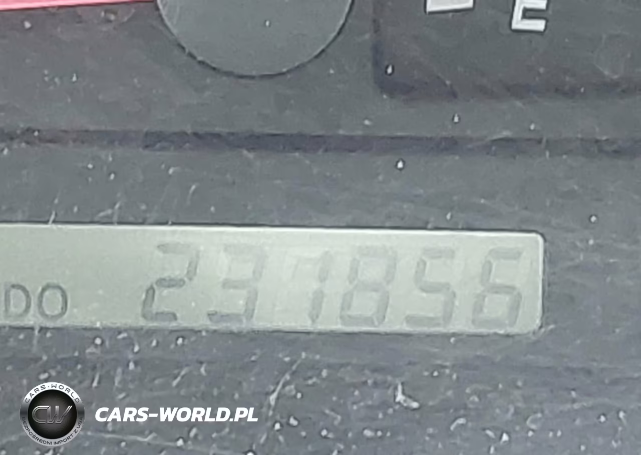 2004 Toyota Camry Le VIN:4T1BE32KX4U930671 - 16